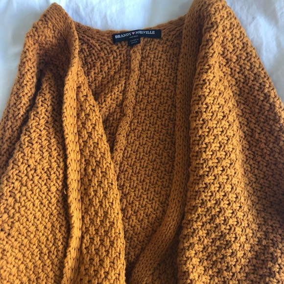 Brandy Melville Sweaters - Brandy Melville Cardigan